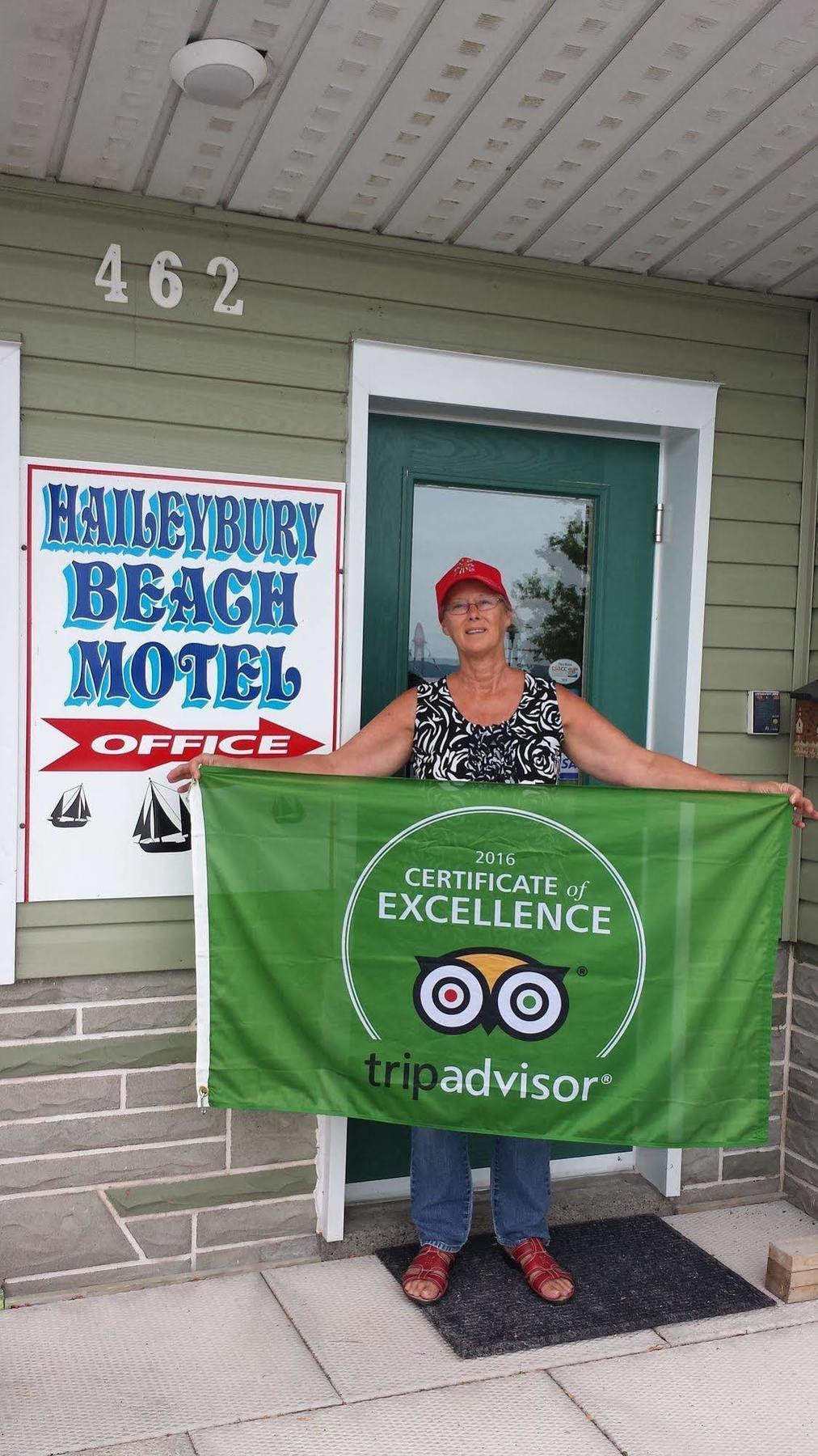Haileybury Beach Motel Exterior photo